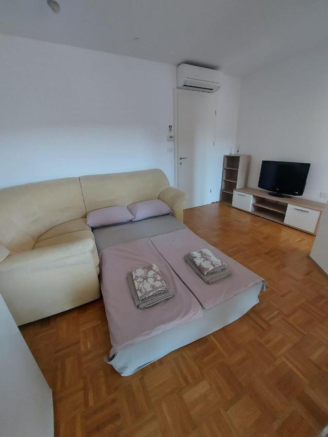 Apartment Hanna Koper Eksteriør billede